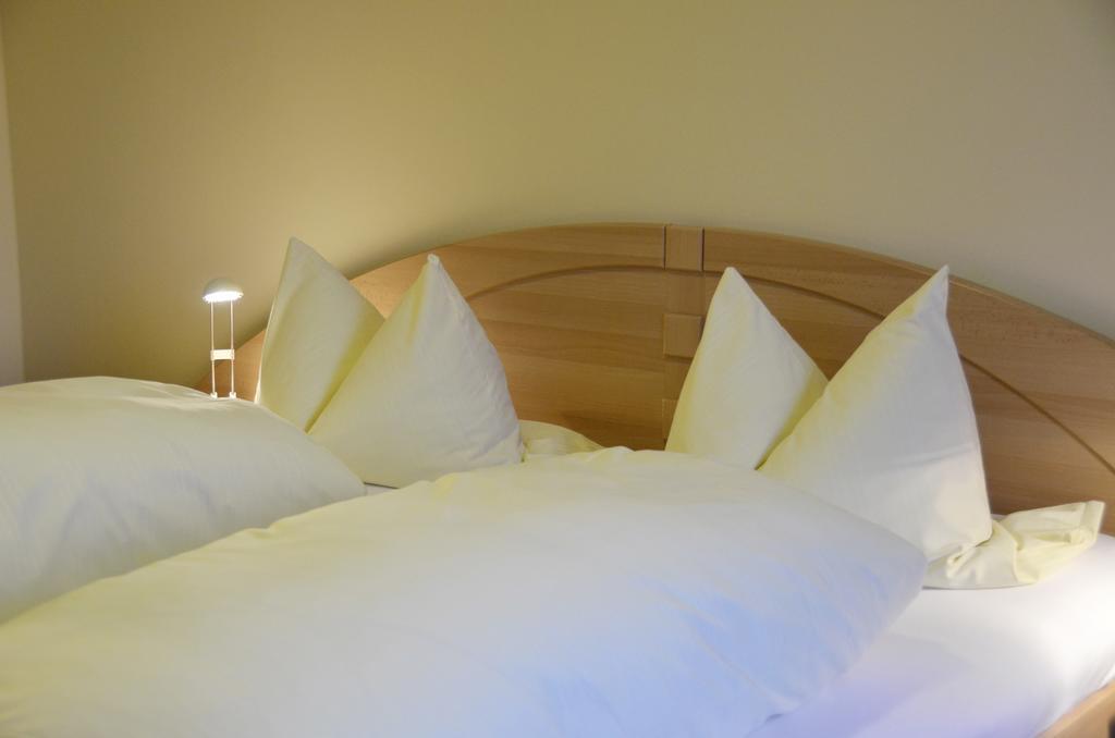 Hotel Gasthof Am Forsthof Edelsfeld Camera foto