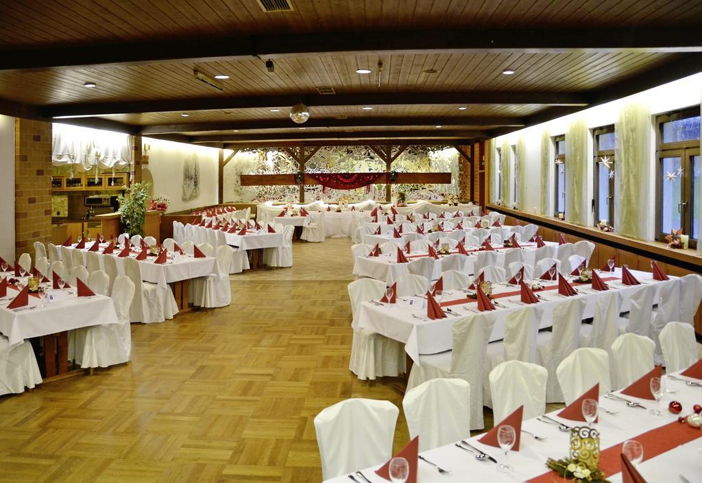 Hotel Gasthof Am Forsthof Edelsfeld Esterno foto